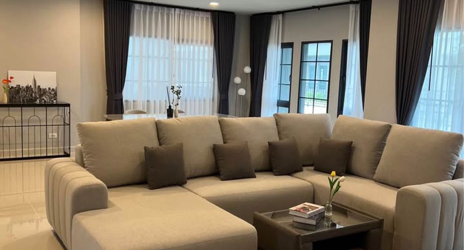 For rent 4 bedrooms house in Bang Phli, Samut Prakan