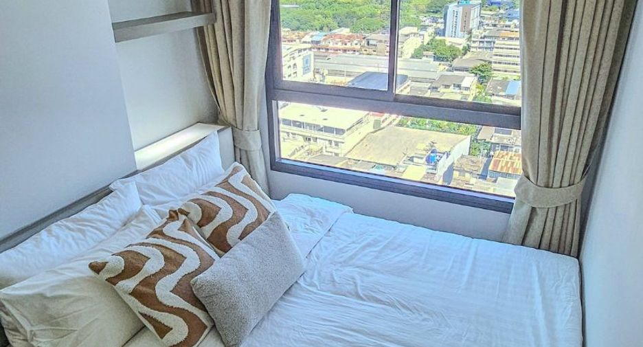 For rent 2 ベッドルーム condo in Phra Khanong, Bangkok