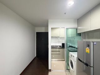出租 2 卧室 公寓 在 Huai Khwang, 曼谷
