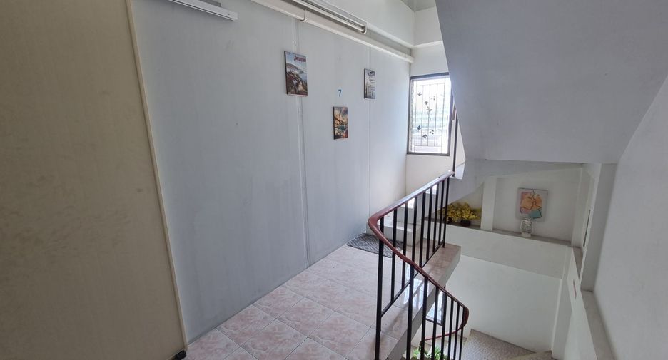 For sale 5 ベッドルーム retail Space in Mueang Chon Buri, Chonburi