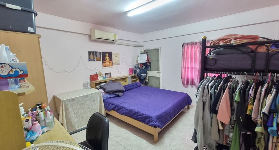For sale 5 ベッドルーム retail Space in Mueang Chon Buri, Chonburi