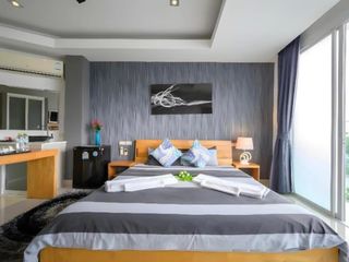 For sale 63 bedrooms hotel in Bang Lamung, Chonburi
