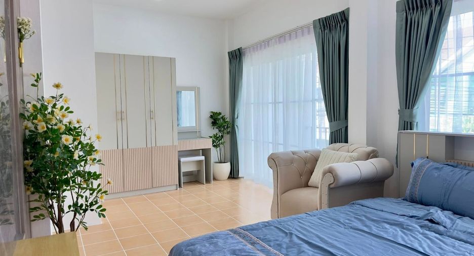 À vendre 3 chambres maison de ville à East Pattaya, Pattaya