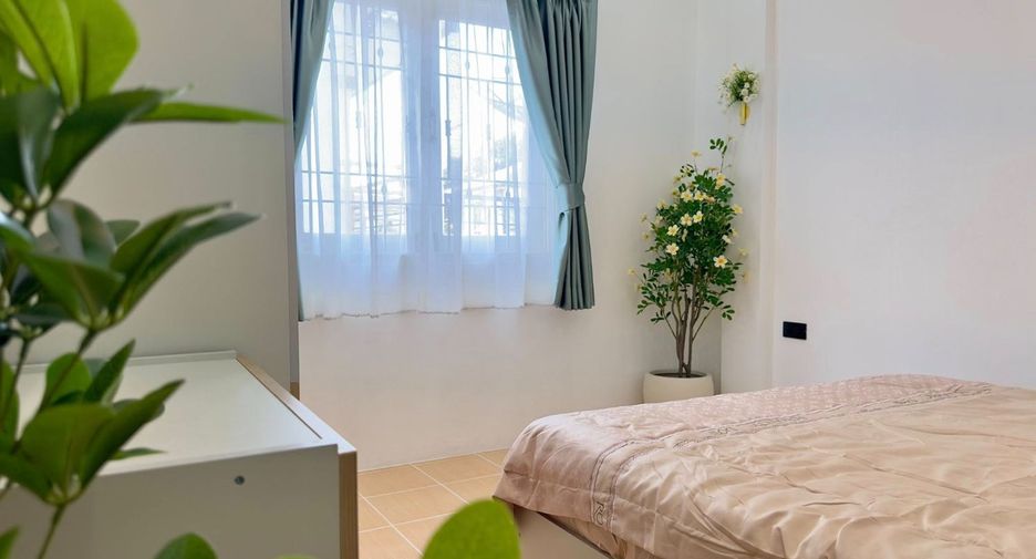 À vendre 3 chambres maison de ville à East Pattaya, Pattaya