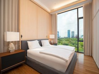 For sale 3 bedrooms condo in Pathum Wan, Bangkok