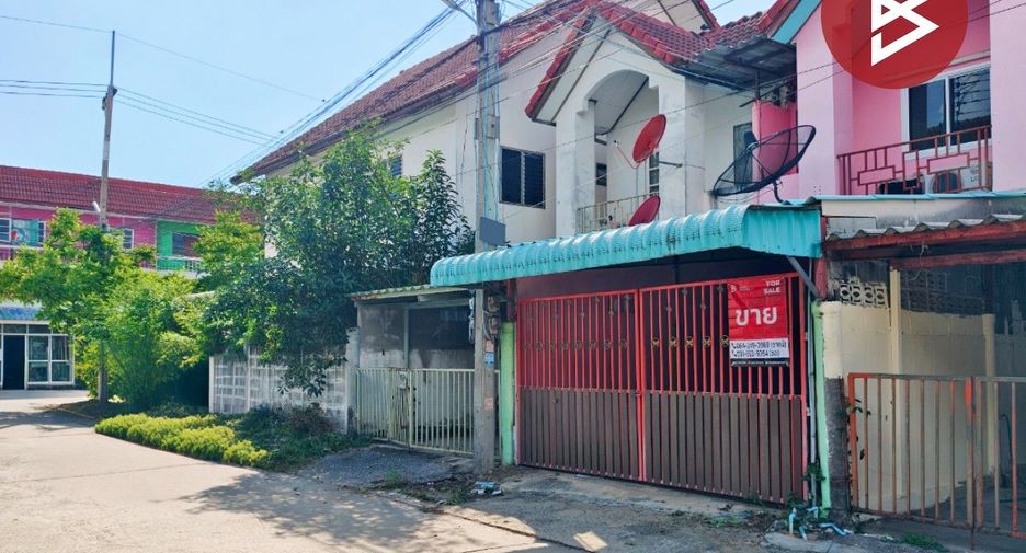 À vendre 2 chambres maison de ville à Plaeng Yao, Chachoengsao