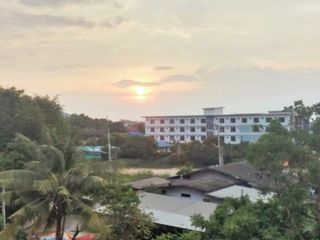 For sale 1 bed condo in Mueang Chon Buri, Chonburi