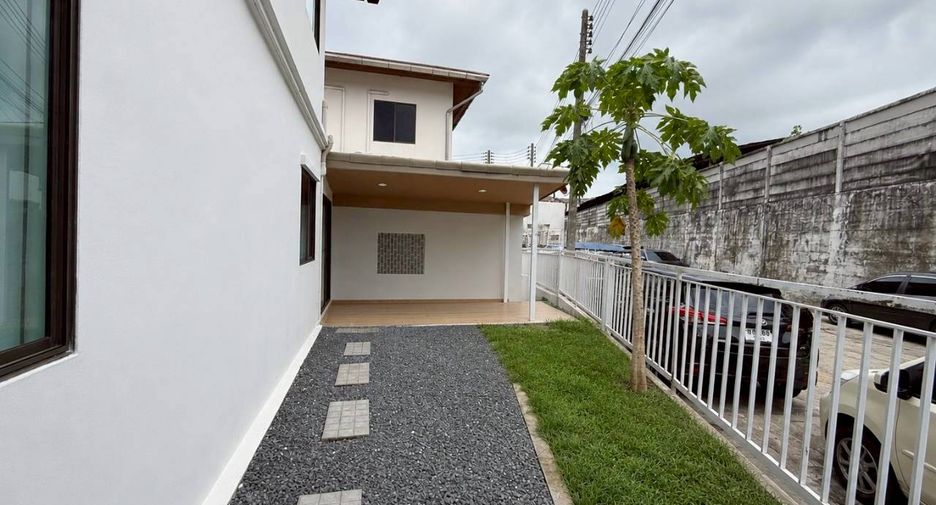 À vendre 3 chambres maison de ville à Kathu, Phuket