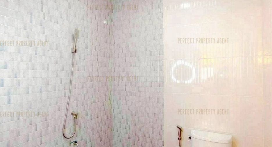 For sale 3 bedrooms townhouse in Mueang Nonthaburi, Nonthaburi