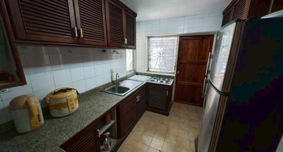 For sale 3 bedrooms house in Sattahip, Chonburi