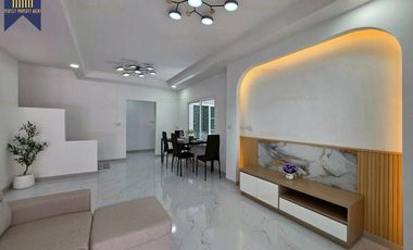 Casa adosada en venta de 3 habitaciones en Bang Bua Thong, Nonthaburi