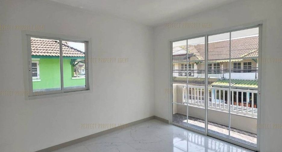 For sale 3 bedrooms townhouse in Bang Bua Thong, Nonthaburi
