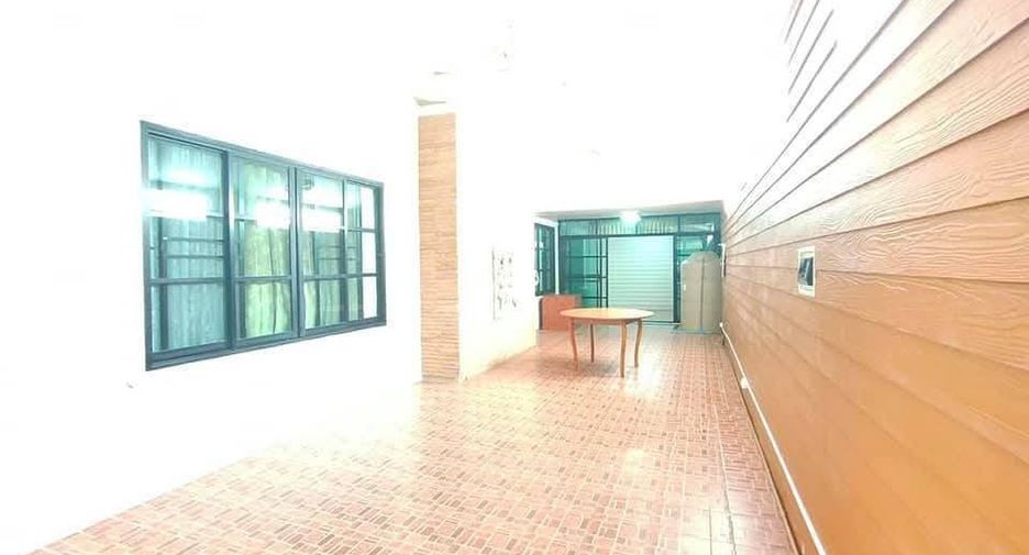 For rent and for sale 3 bedrooms house in East Pattaya, Pattaya