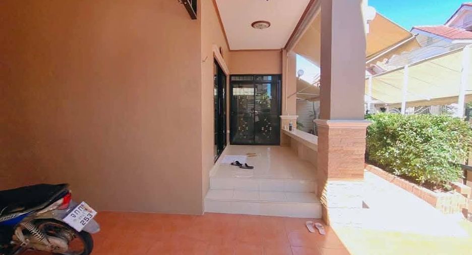 For rent and for sale 3 bedrooms house in East Pattaya, Pattaya