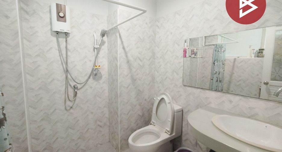 Casa en venta de 4 habitaciones en Lam Luk Ka, Pathum Thani