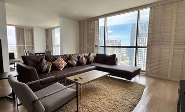 For rent 3 bedrooms condo in Khlong Toei, Bangkok