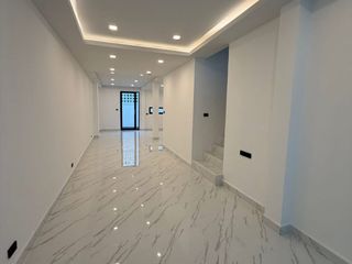 出售 4 卧室 联排别墅 在 Bang Lamung, Chon Buri