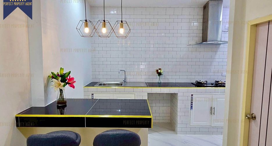 For sale 3 bedrooms townhouse in Khlong Sam Wa, Bangkok