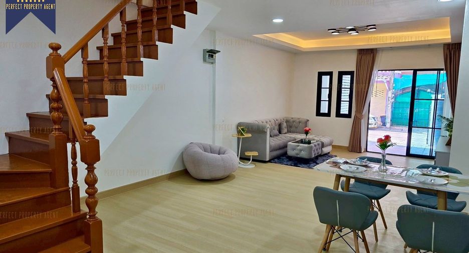 For sale 3 bedrooms townhouse in Khlong Sam Wa, Bangkok