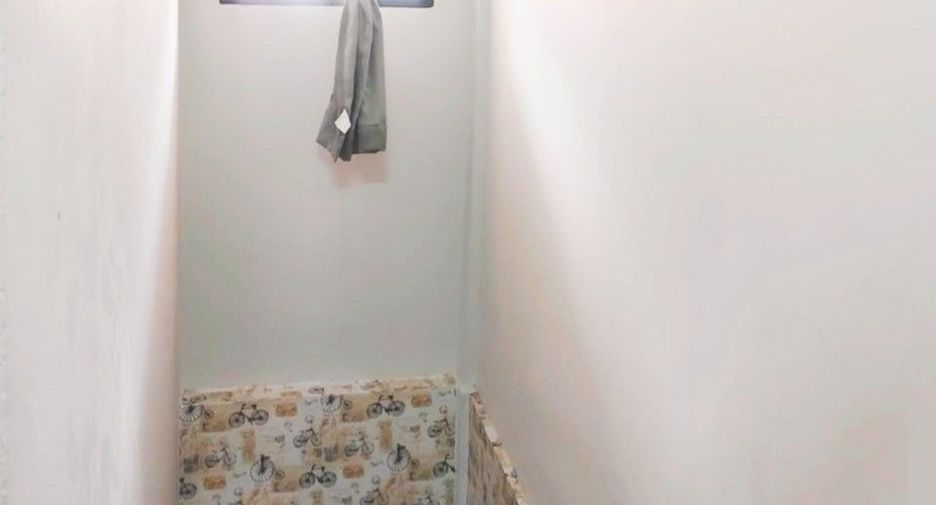For sale 2 bedrooms townhouse in Nong Khaem, Bangkok
