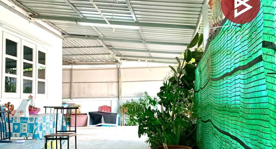 For sale 3 bedrooms house in Mueang Lampang, Lampang