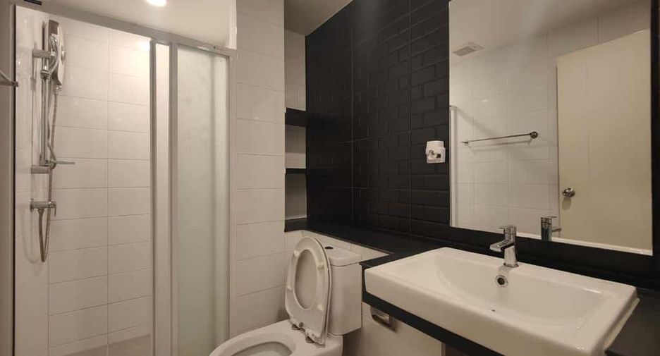 For rent and for sale 2 bedrooms condo in Mueang Chiang Mai, Chiang Mai