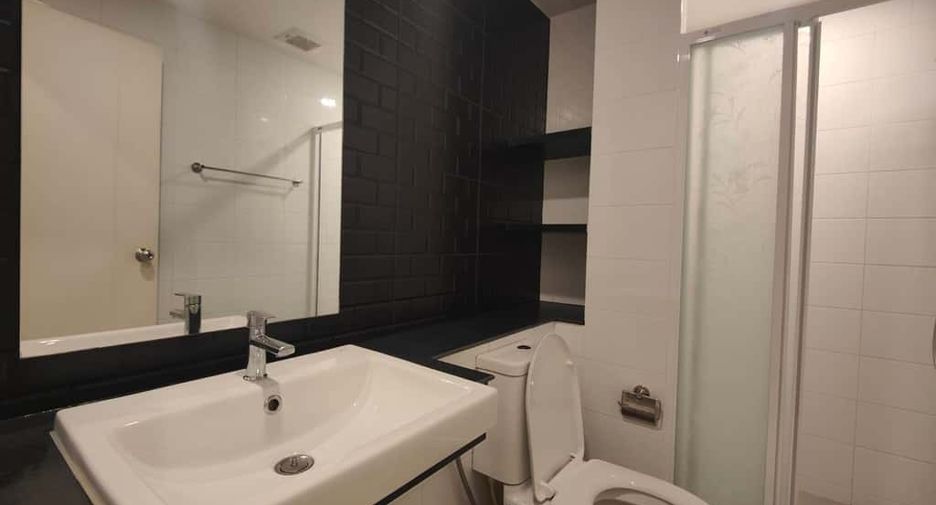 For rent and for sale 2 bedrooms condo in Mueang Chiang Mai, Chiang Mai