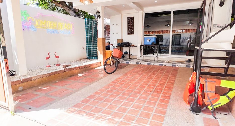 For sale 3 bedrooms villa in Jomtien, Pattaya