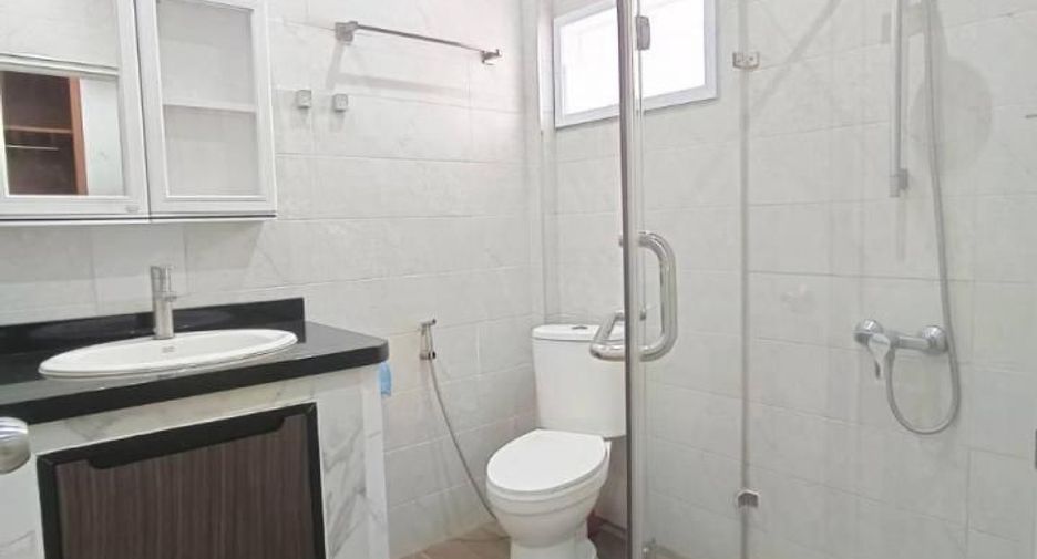 For sale 3 bedrooms villa in Jomtien, Pattaya