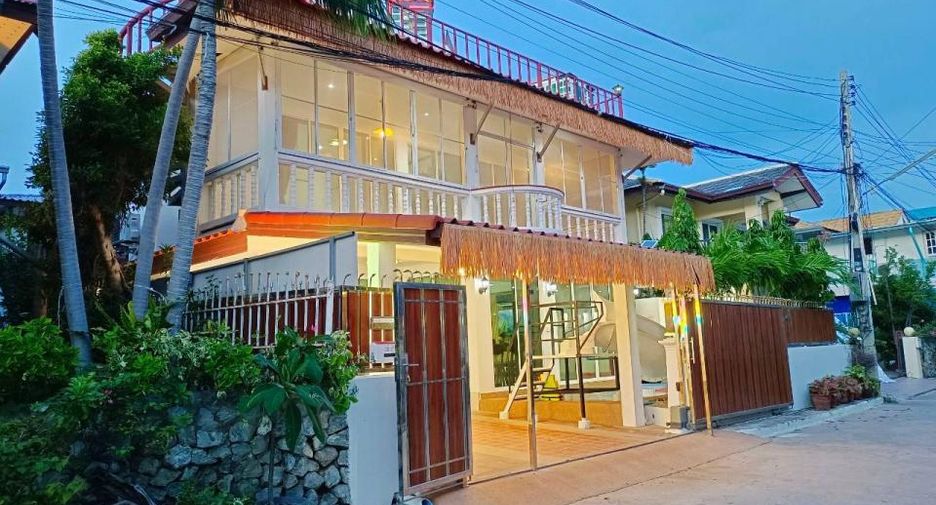 For sale 3 bedrooms villa in Jomtien, Pattaya
