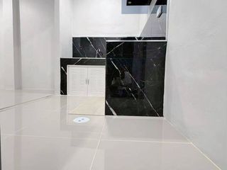 Продажа 2 спальни дом в Si Racha, Чонбури