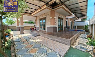 For sale 3 ベッドルーム house in Phan Thong, Chonburi