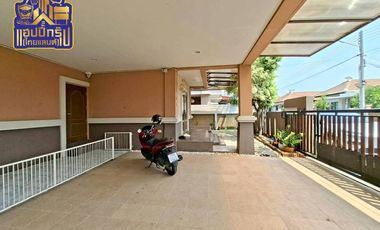 For sale 3 ベッドルーム house in Phan Thong, Chonburi