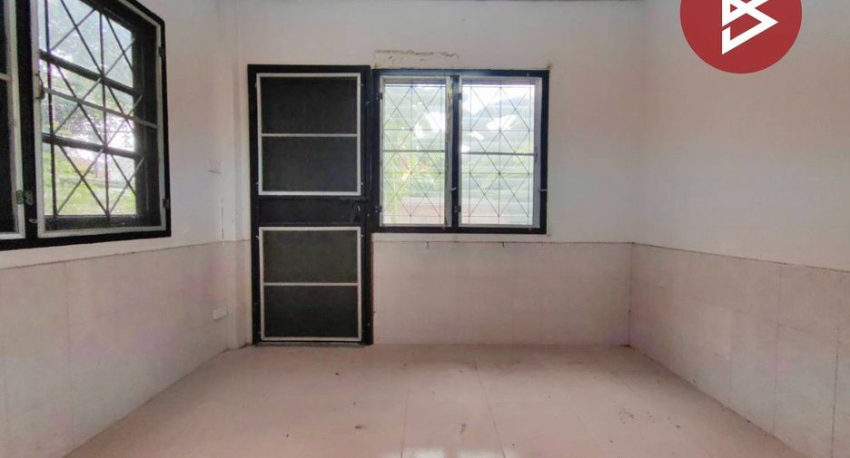 For sale 4 bedrooms house in Min Buri, Bangkok