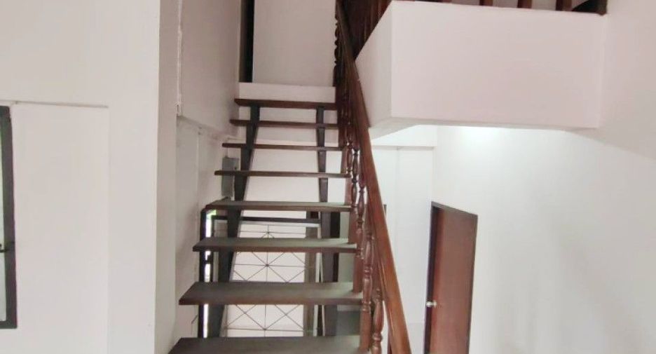 For sale 4 bedrooms house in Min Buri, Bangkok