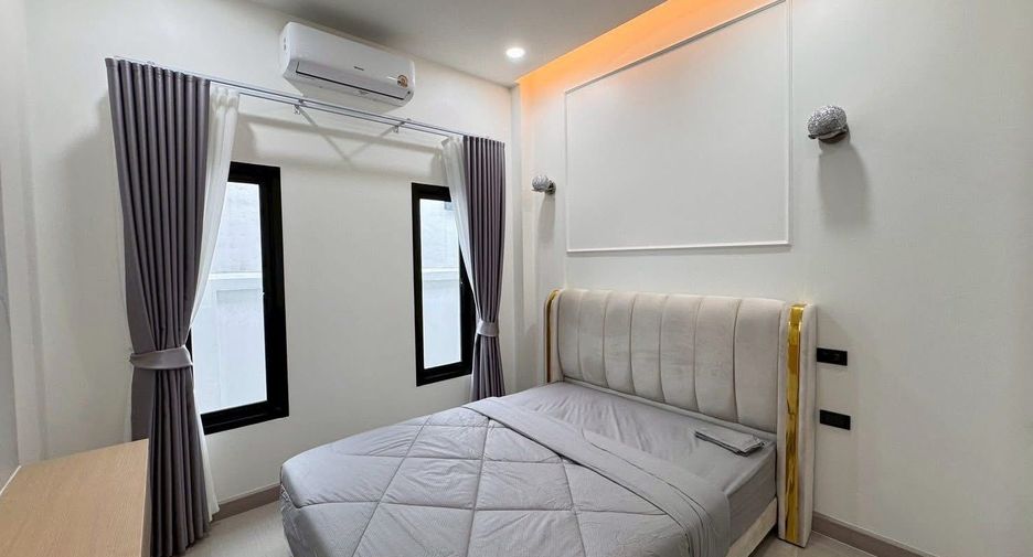 À louer 3 chambres maison à Central Pattaya, Pattaya
