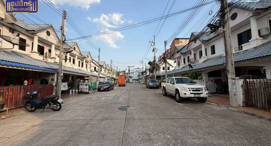 出售 3 卧室 联排别墅 在 Mueang Chon Buri, Chon Buri