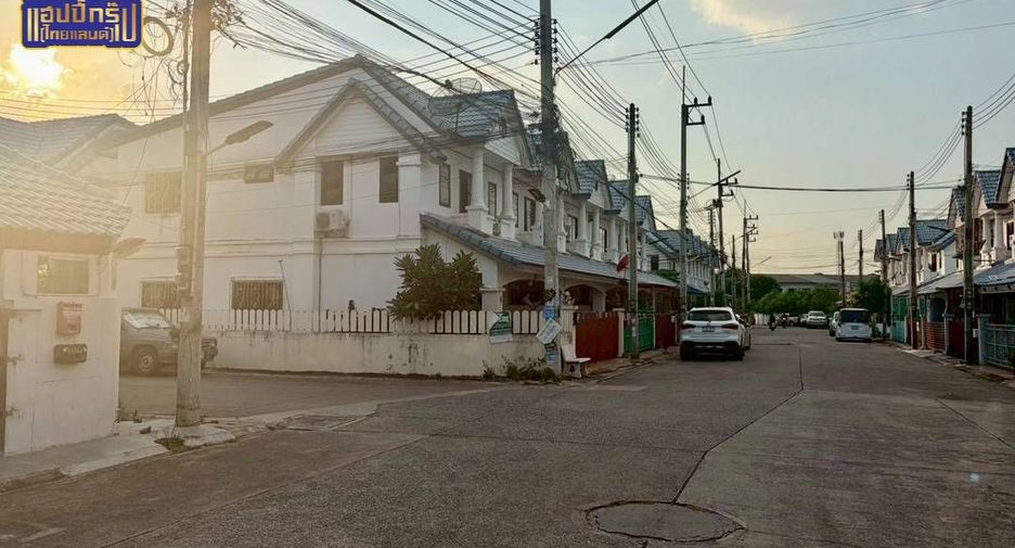 出售 3 卧室 联排别墅 在 Mueang Chon Buri, Chon Buri