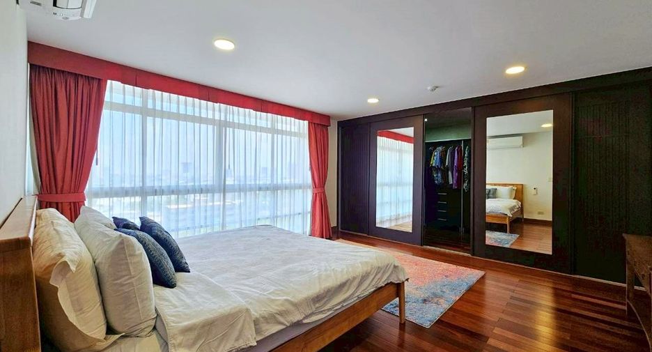 For rent and for sale 3 bedrooms condo in Khlong Toei, Bangkok