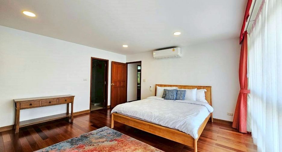 For rent and for sale 3 bedrooms condo in Khlong Toei, Bangkok