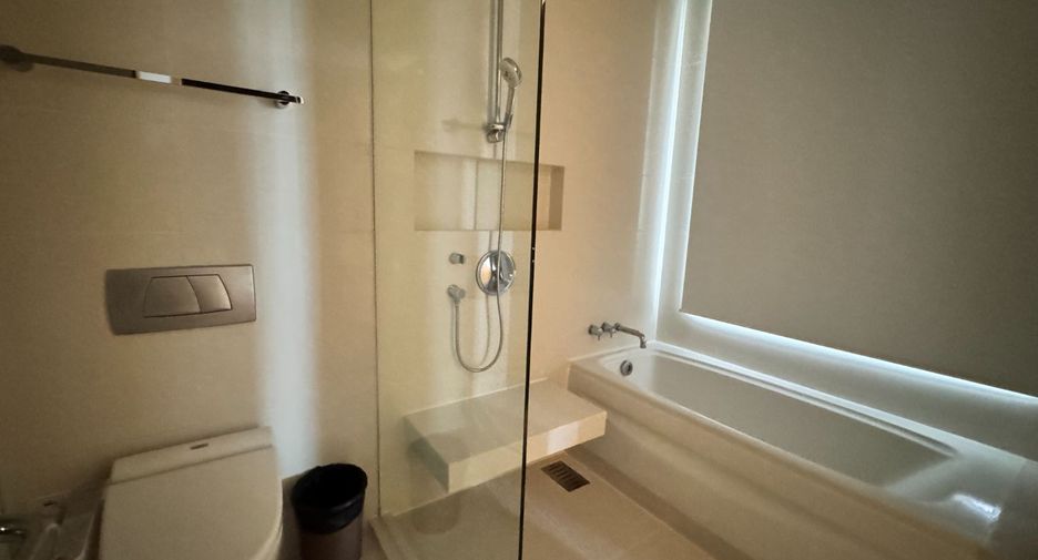 For rent 1 bed condo in Khlong Toei, Bangkok