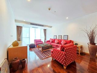 À louer 3 chambres appartement à Khlong Toei, Bangkok