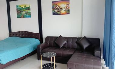 For rent studio condo in Pratumnak, Pattaya