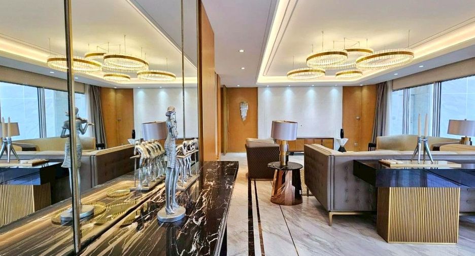 For rent and for sale 3 bedrooms condo in Khlong Toei, Bangkok