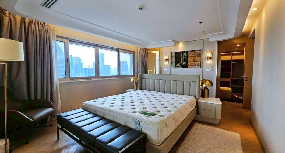 For rent and for sale 3 bedrooms condo in Khlong Toei, Bangkok