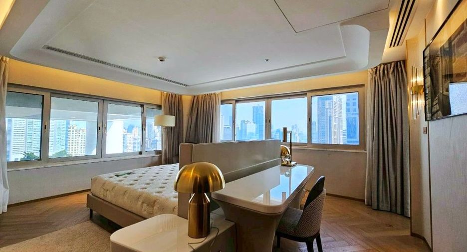 For rent and for sale 3 bedrooms condo in Khlong Toei, Bangkok