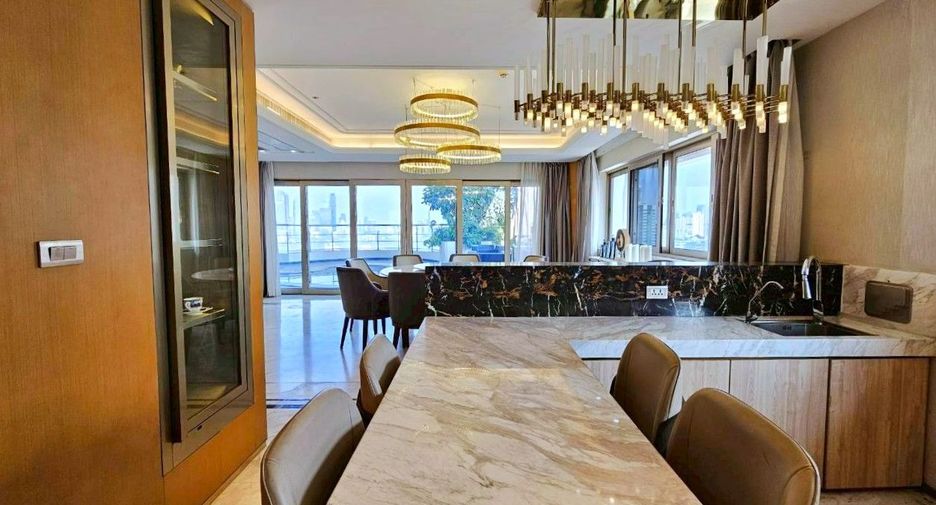 For rent and for sale 3 bedrooms condo in Khlong Toei, Bangkok