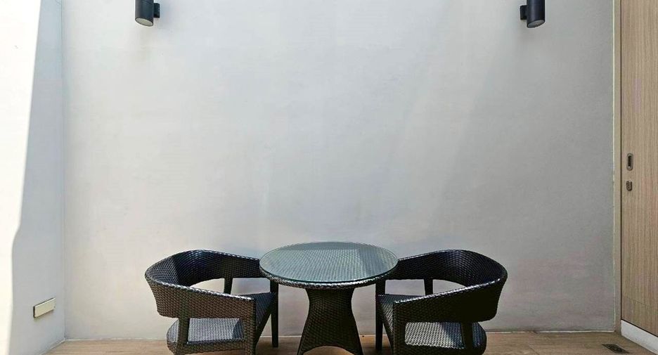 Apartment zur Miete mit 3 Zimmer in Khlong Toei, Bangkok