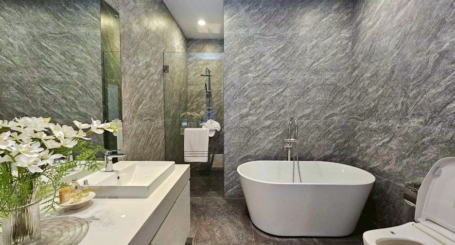 Apartment zur Miete mit 3 Zimmer in Khlong Toei, Bangkok