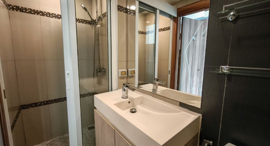 For sale 2 bedrooms condo in Jomtien, Pattaya